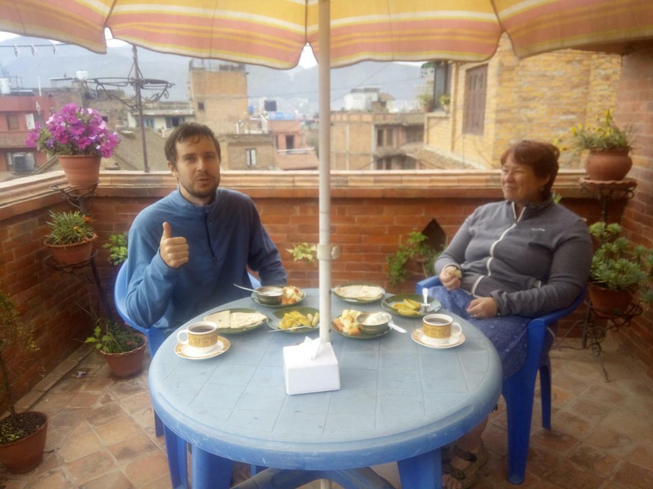 Moonlight Guest House Bhatgoan Exterior foto