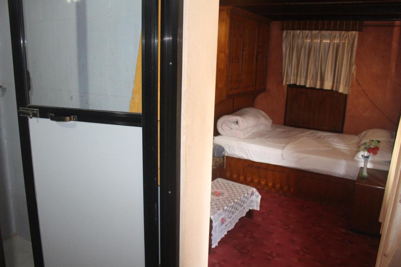 Moonlight Guest House Bhatgoan Exterior foto