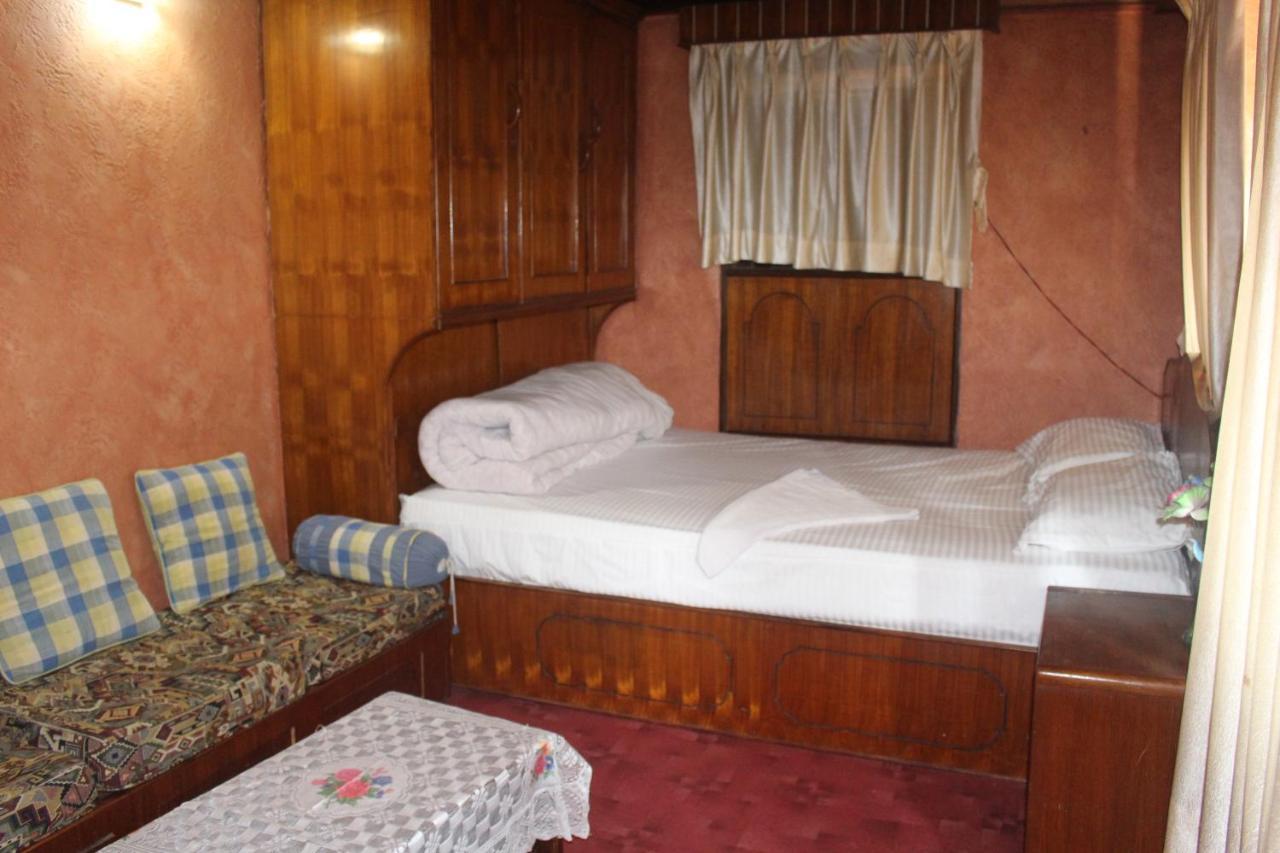 Moonlight Guest House Bhatgoan Exterior foto